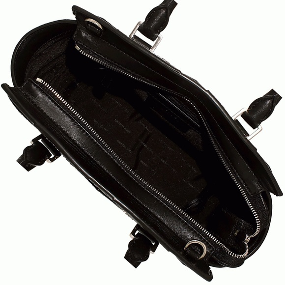 Michael Kors Diamond Grommet Selma Medium Top Zip - Picture 2 of 3